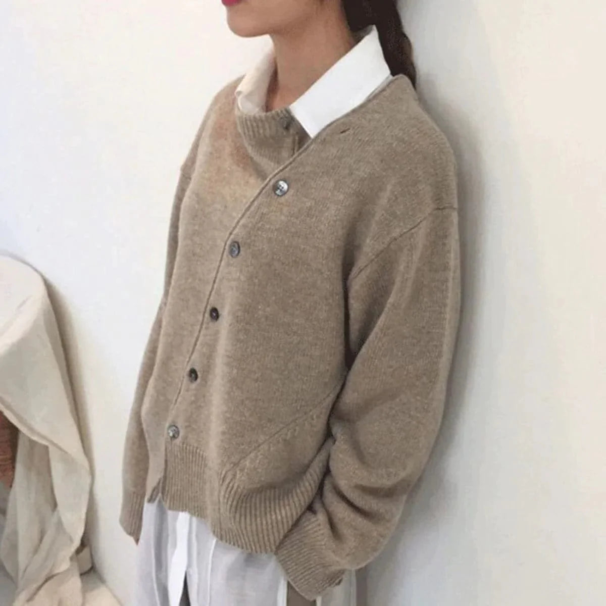 The comfortable and elegant cashmere cardigan